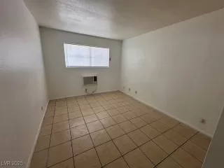 Photo #5: 2672034 Listing 