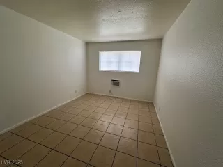 Photo #6: 2672034 Listing 