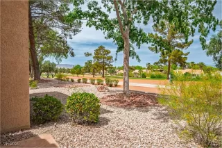 Photo #5: 2672038 Listing