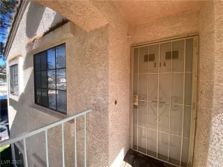 Photo #1: 2672042 Listing