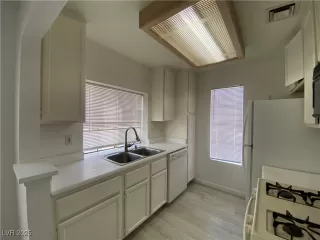 Photo #6: 2672042 Listing