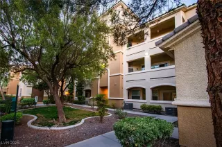 Photo #2: 2672076 Listing 