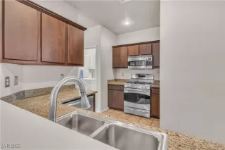 Photo #5: 2672089 Listing