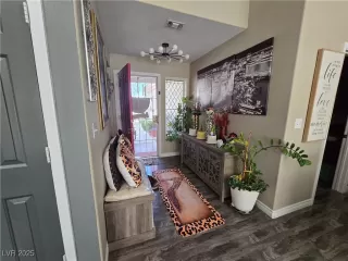 Photo #4: 2672098 Listing