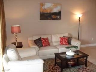 Photo #3: 2672116 Listing 