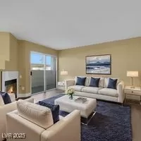 Photo #1: 2672129 Listing 