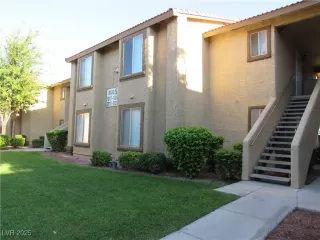 Photo #1: 2672161 Listing 