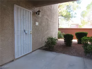 Photo #2: 2672161 Listing 