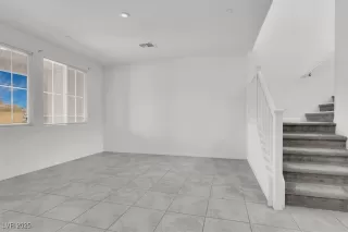 Photo #5: 2672163 Listing