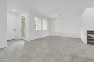 Photo #6: 2672163 Listing