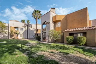 Photo #2: 2672183 Listing 