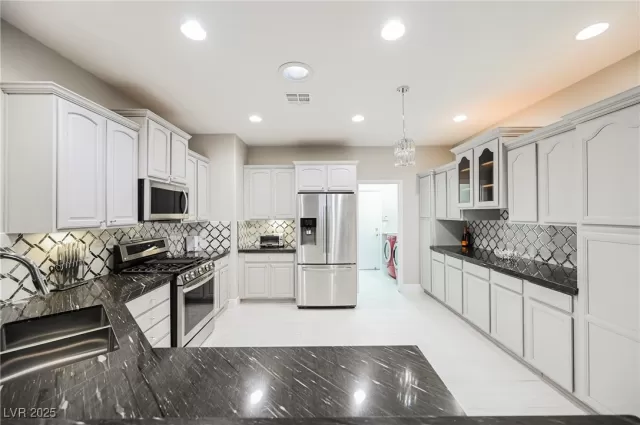 MLS: 2672191 Condo For Sale