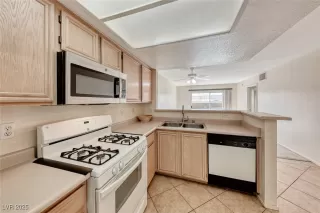 Photo #5: 2672192 Listing 