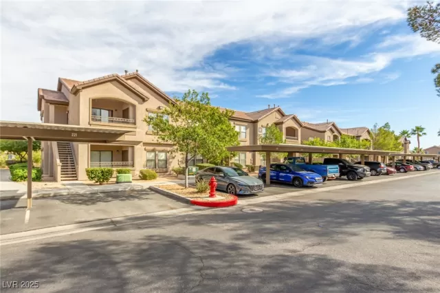 MLS: 2672201 Condo For Sale