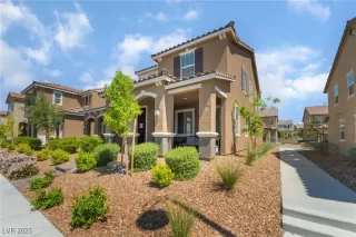 Photo #2: 2672202 Listing 