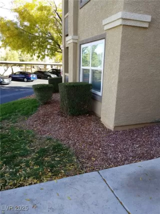 Photo #1: 2672212 Listing 