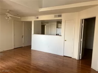 Photo #4: 2672212 Listing 