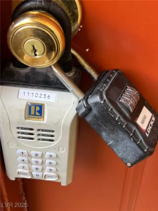 Photo #5: 2672212 Listing 