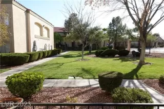 Photo #4: 2672231 Listing 