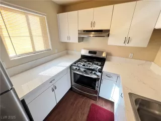 Photo #4: 2672240 Listing 