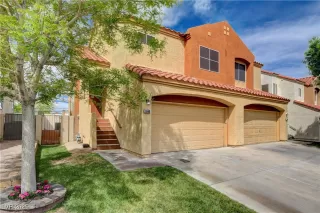 Photo #1: 2672246 Listing 
