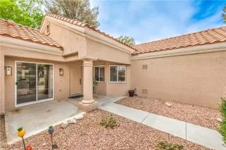 Photo #3: 2672264 Listing