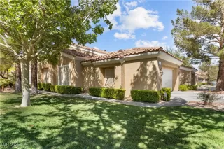 Photo #1: 2672295 Listing 