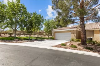 Photo #2: 2672295 Listing 