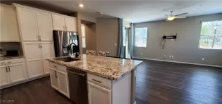 Photo #5: 2672309 Listing 