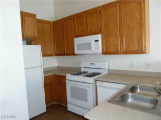 Photo #4: 2672312 Listing 