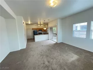 Photo #2: 2672346 Listing 
