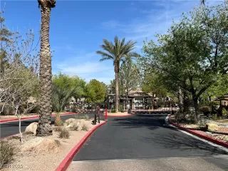 Photo #2: 2672389 Listing 