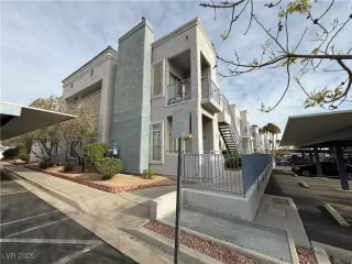 Photo #1: 2672399 Listing 