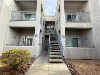 Photo #2: 2672399 Listing 