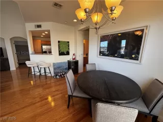 Photo #5: 2672409 Listing 
