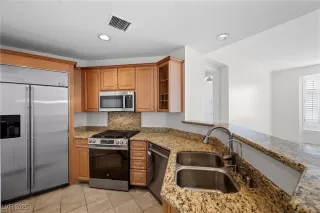 Photo #6: 2672416 Listing