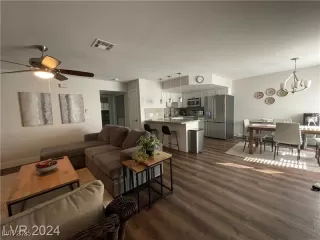 Photo #3: 2672419 Listing 