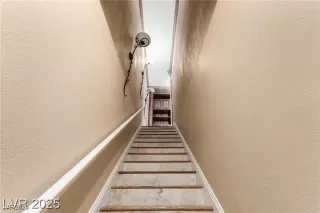 Photo #4: 2672460 Listing