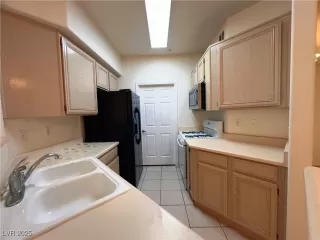 Photo #4: 2672473 Listing 