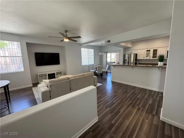 MLS: 2672510 Condo For Sale