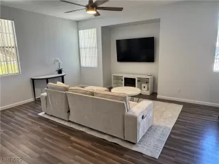 Photo #1: 2672510 Listing