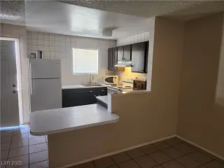 Photo #4: 2672516 Listing 