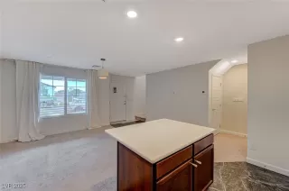 Photo #5: 2672551 Listing