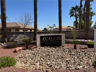 Photo #2: 2672631 Listing