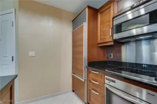 Photo #6: 2672660 Listing