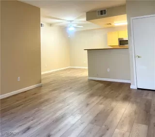 Photo #3: 2672682 Listing 