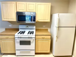 Photo #6: 2672682 Listing 