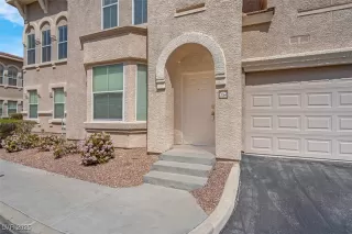 Photo #2: 2672697 Listing