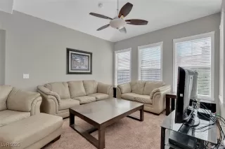 Photo #5: 2672697 Listing