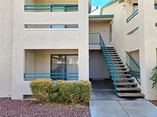 Photo #2: 2672717 Listing 